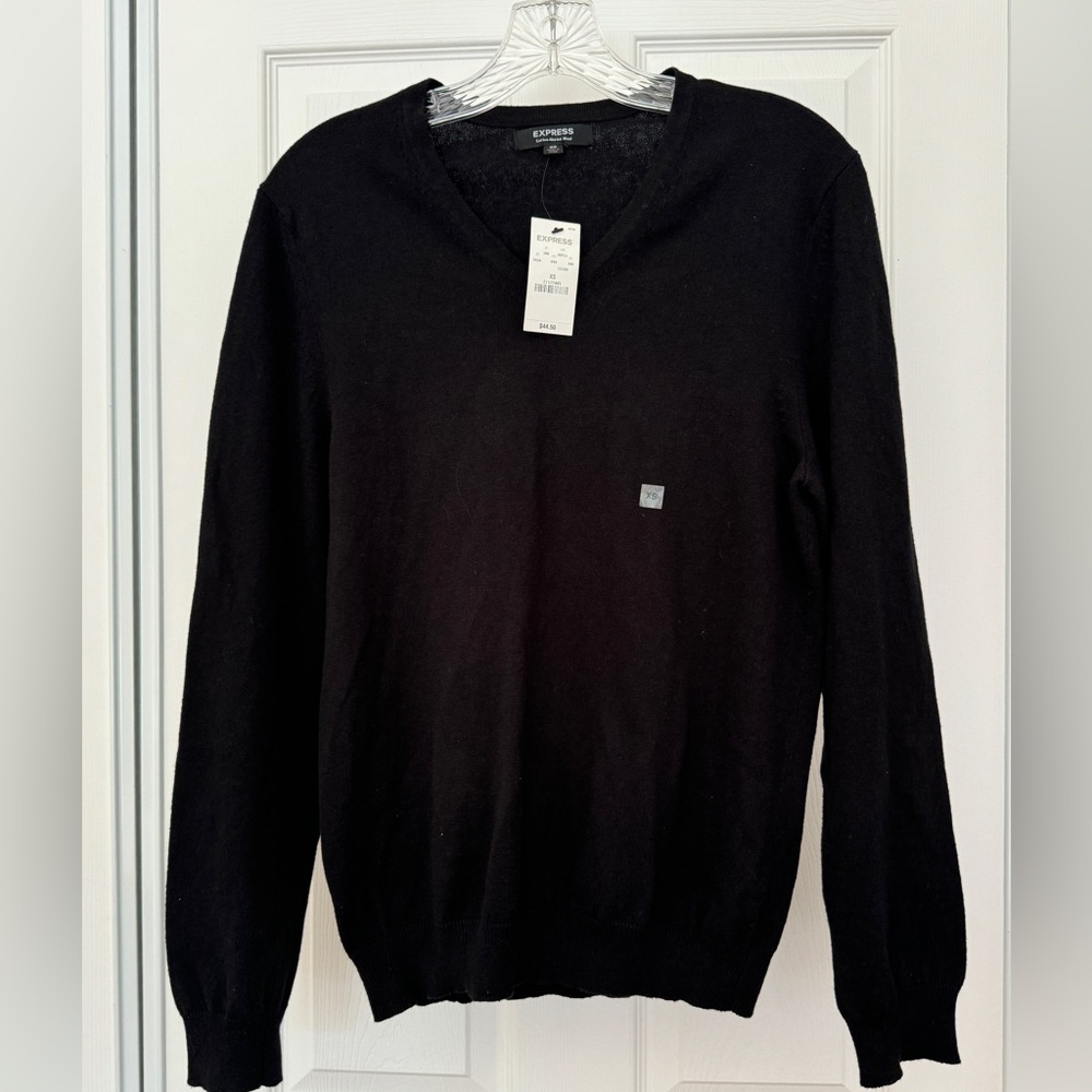 Black v-neck sweater by Express. XS
